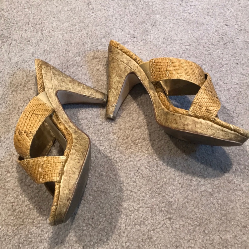Sandals - Picture 2 of 4